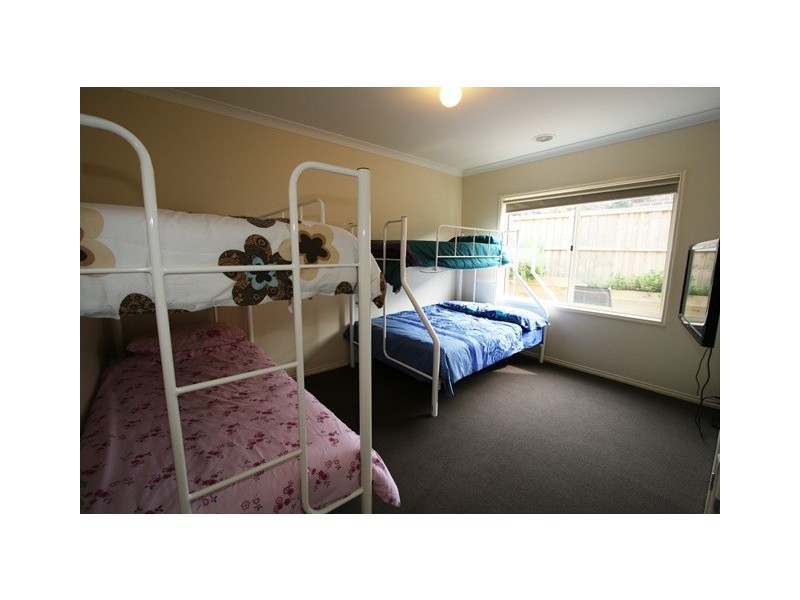 18 Wagtail Way, Cowes VIC 3922