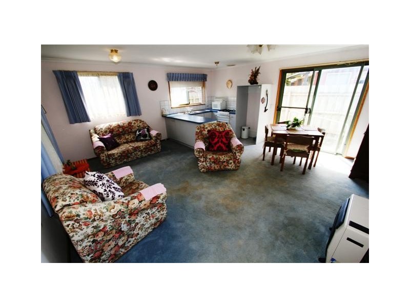 34 Plover Street, Cowes VIC 3922