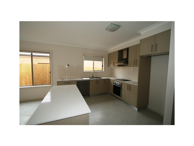 1/2 Acacia Close, Cowes VIC 3922