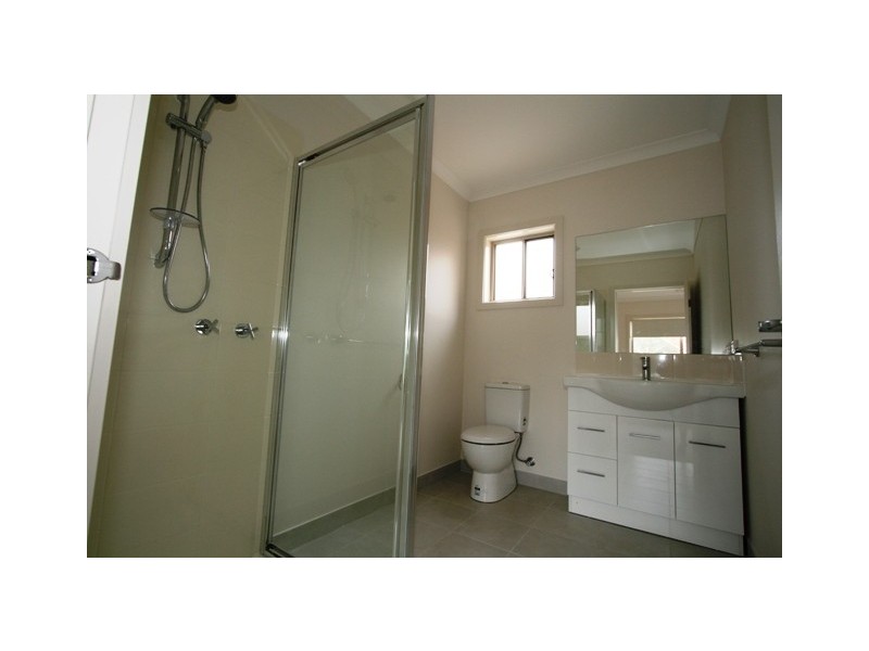 1/2 Acacia Close, Cowes VIC 3922