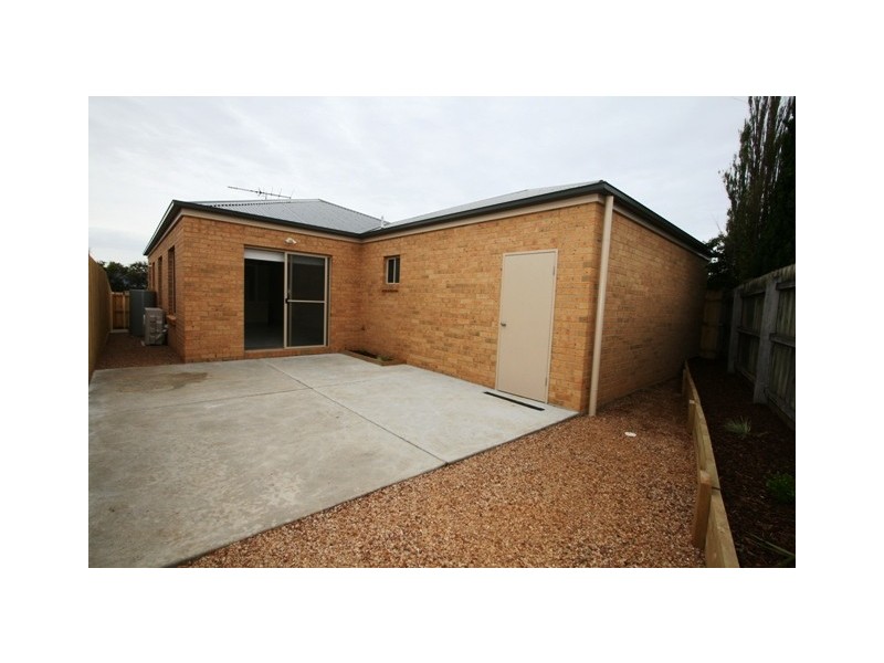 1/2 Acacia Close, Cowes VIC 3922