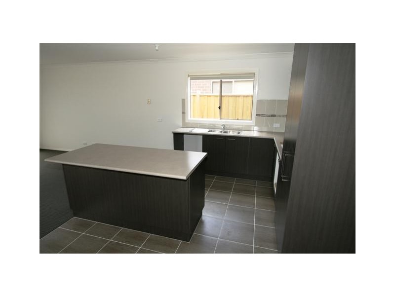 20 Rosella Grove, Cowes VIC 3922