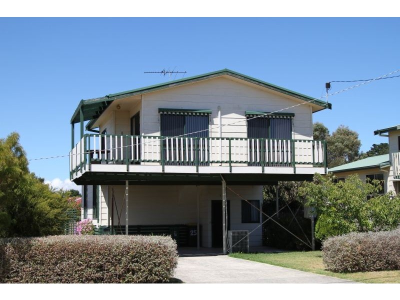 25 Goondiwindi Drive, Cowes VIC 3922