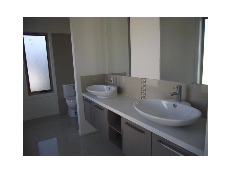 1a Malay Street, Cowes VIC 3922