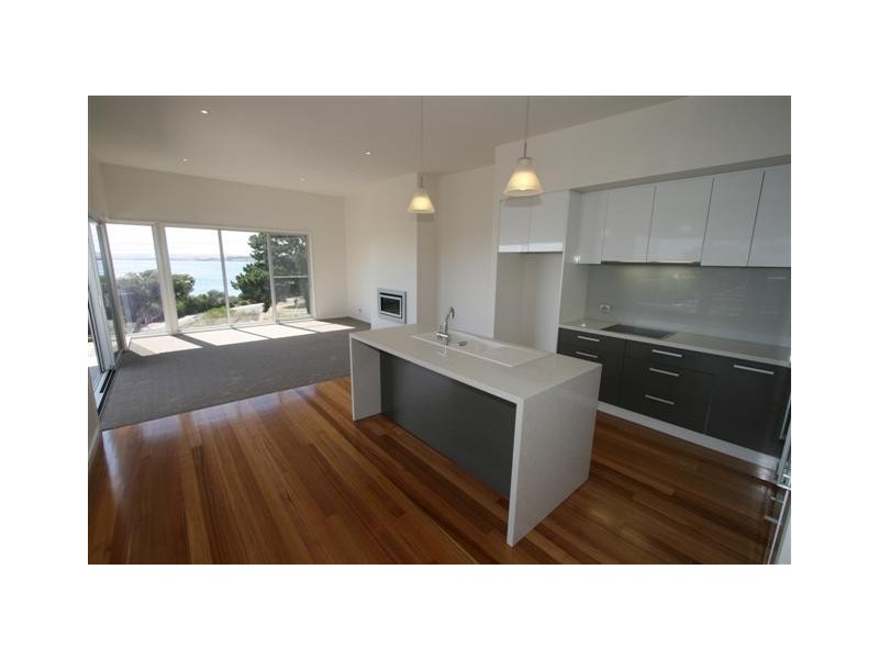 12A Seaview Street, Newhaven VIC 3925
