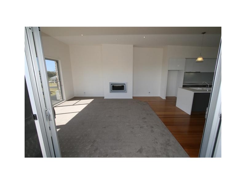 12A Seaview Street, Newhaven VIC 3925