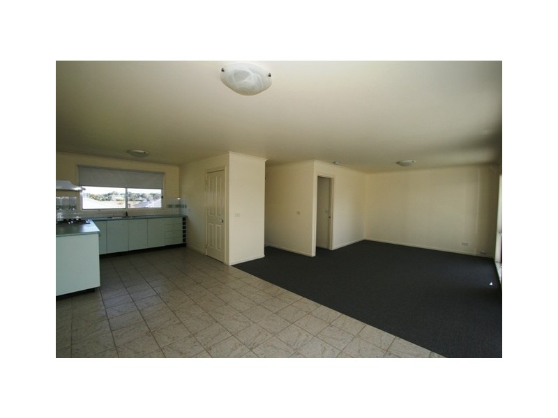 51 Plover Street, Cowes VIC 3922