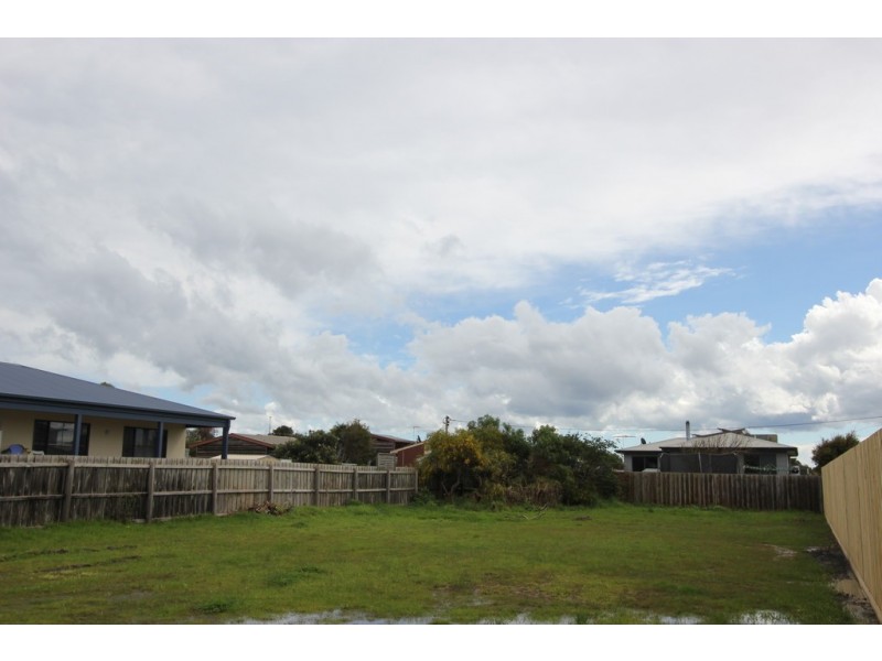 14 Tampa Road, Cape Woolamai VIC 3925