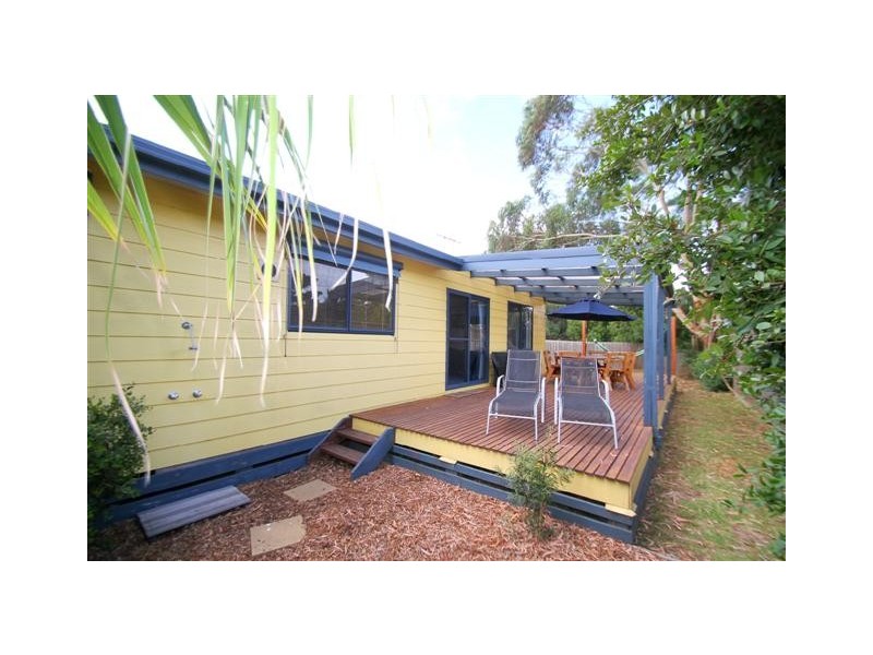 98 Teddy Bear Lane, Cowes VIC 3922