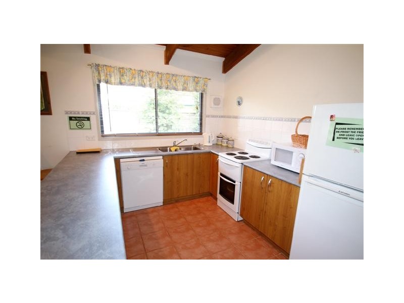 98 Teddy Bear Lane, Cowes VIC 3922