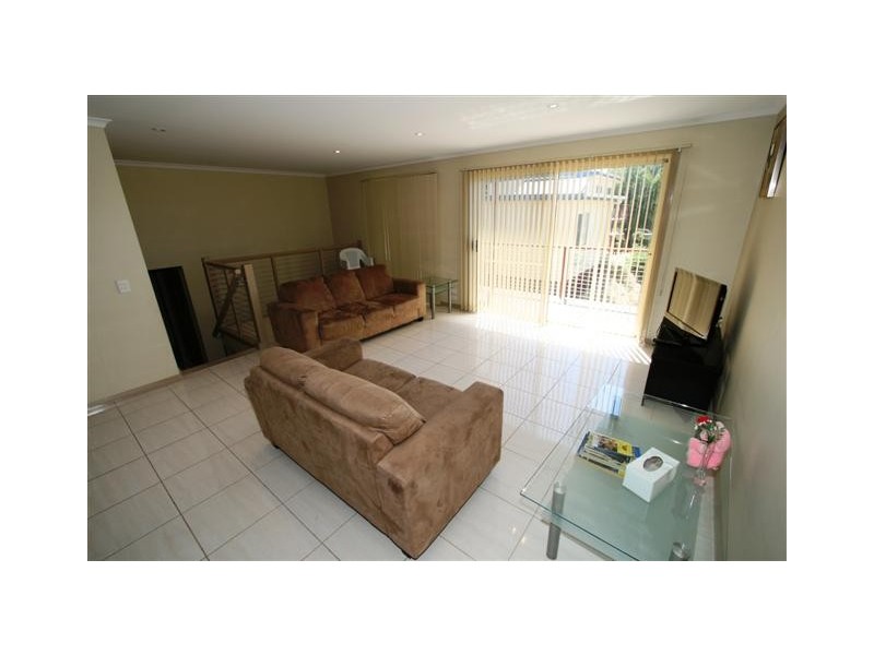 2/191 Church Street, Cowes VIC 3922