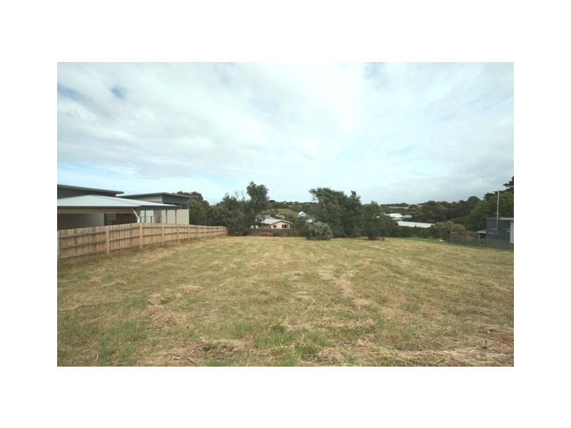 10 Bermagui Crescent, Sunset Strip VIC 3922