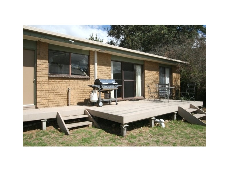 8 Chapel Street, Cowes VIC 3922