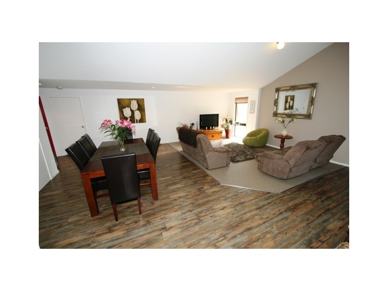 171 Justice Road, Cowes VIC 3922