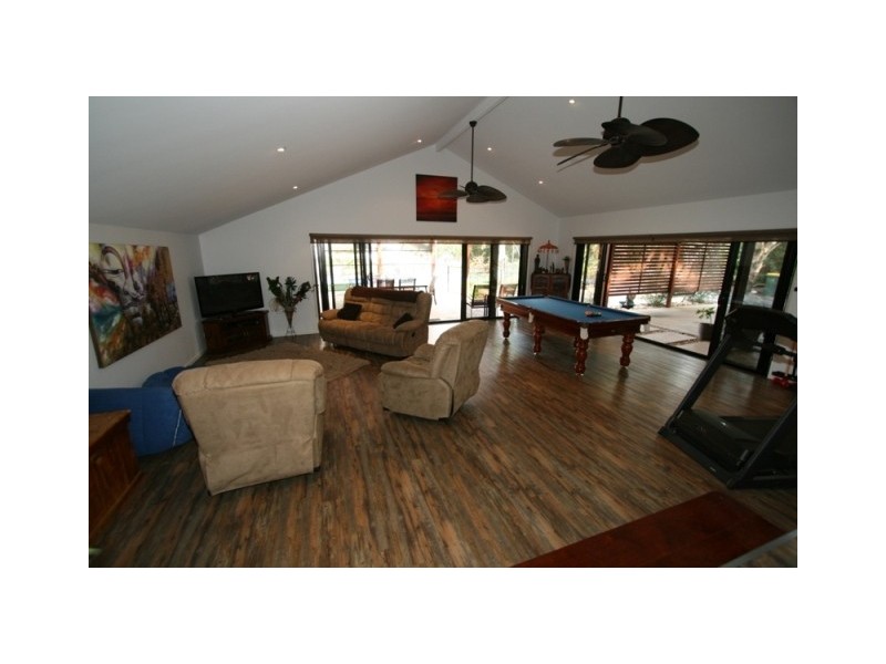 171 Justice Road, Cowes VIC 3922