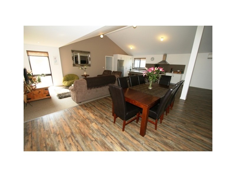 171 Justice Road, Cowes VIC 3922