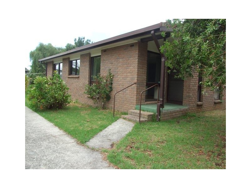 35 Birdwood Avenue, Cowes VIC 3922