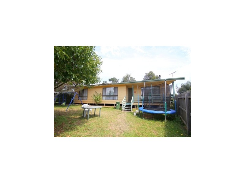 33 Plover Street, Cowes VIC 3922