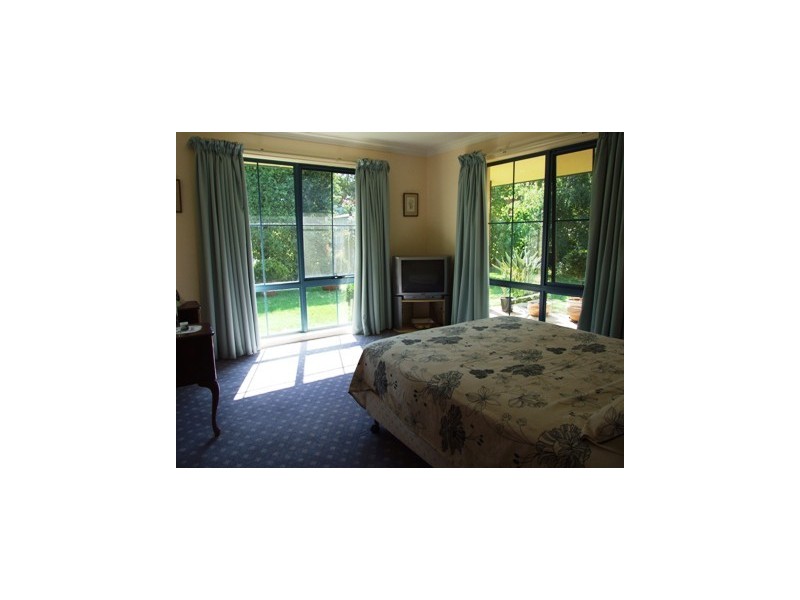 2 Robwood Court, Silverleaves VIC 3922