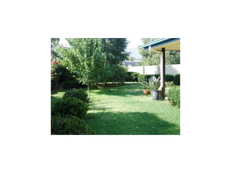 2 Robwood Court, Silverleaves VIC 3922