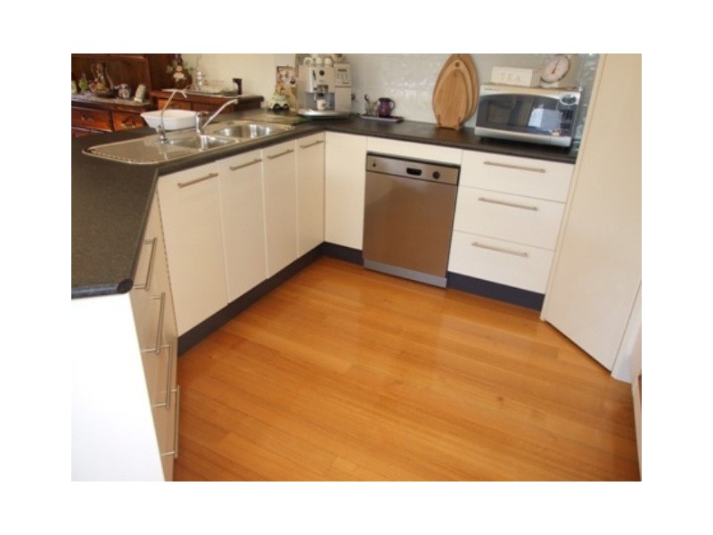 35 Katherine Ccrt, Cowes VIC 3922