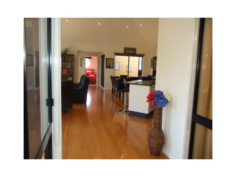 35 Katherine Ccrt, Cowes VIC 3922