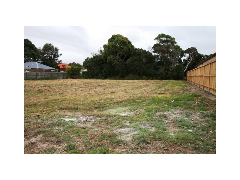 30 Jenner Avenue, Cowes VIC 3922