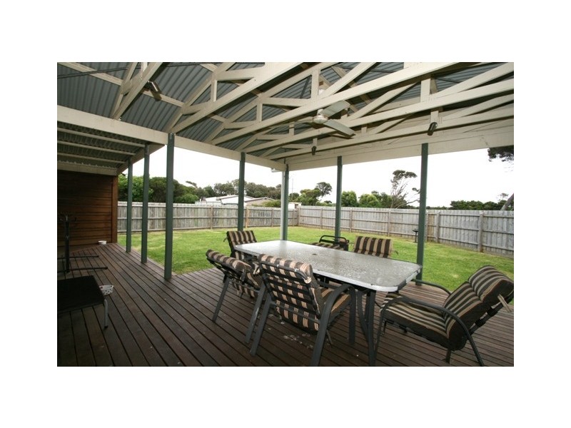 38 Elwood  Avenue, Surf Beach VIC 3922