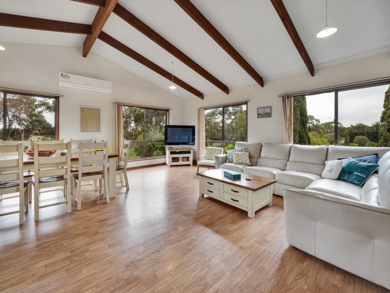 21 Ventnor Road, Cowes VIC 3922