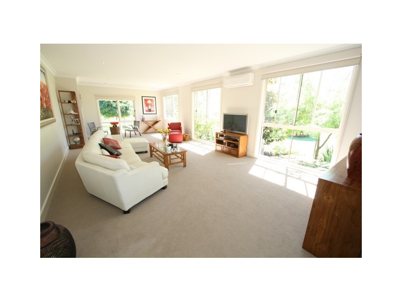 2/136-144 McKenzie Road, Cowes VIC 3922