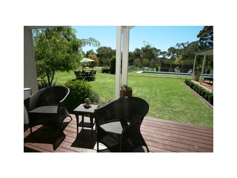 2/136-144 McKenzie Road, Cowes VIC 3922