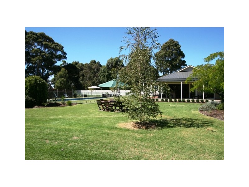 2/136-144 McKenzie Road, Cowes VIC 3922