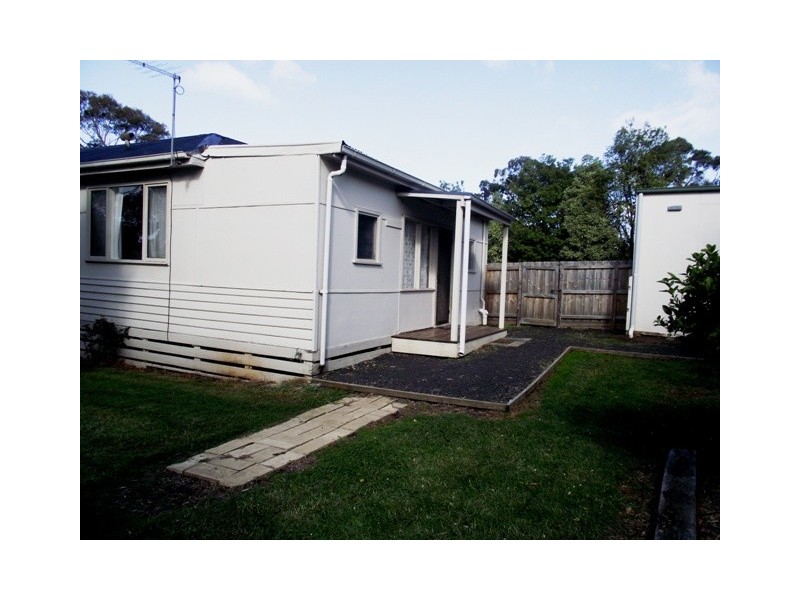 26 Seascape Ave, Cowes VIC 3922