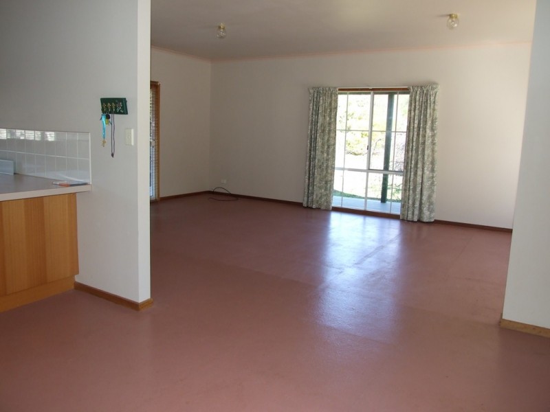 4 Outlook Drive, Cowes VIC 3922