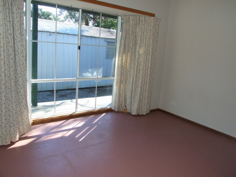 4 Outlook Drive, Cowes VIC 3922