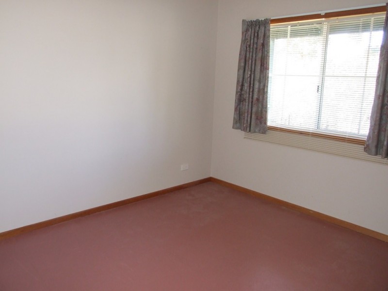4 Outlook Drive, Cowes VIC 3922