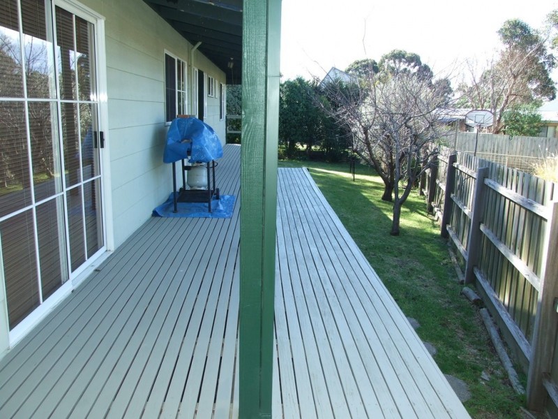 4 Outlook Drive, Cowes VIC 3922