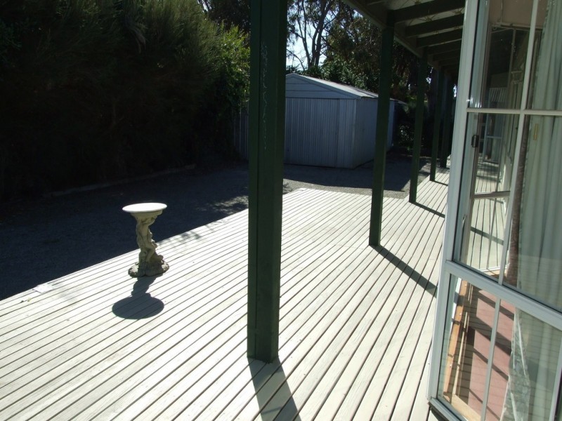4 Outlook Drive, Cowes VIC 3922