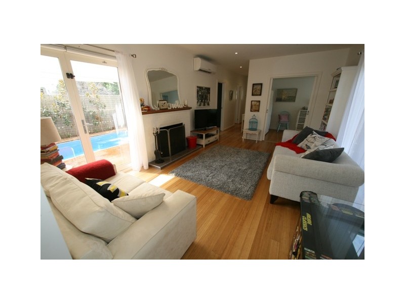 18 Anderson Road, Cowes VIC 3922