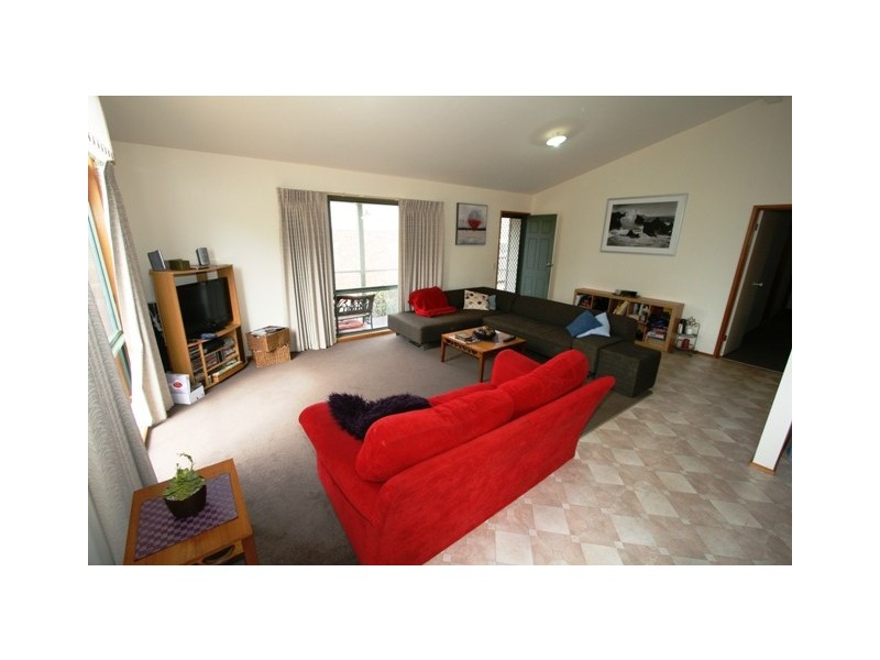 7 Waratah Close, Cowes VIC 3922