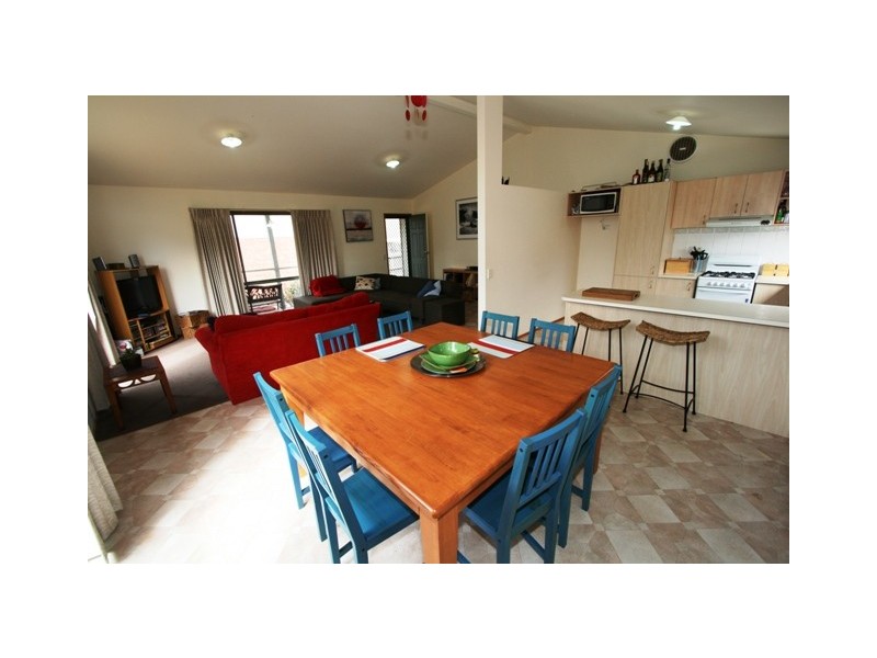 7 Waratah Close, Cowes VIC 3922