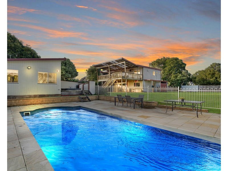 10 and 12 Hobsons Parade, Cowes VIC 3922