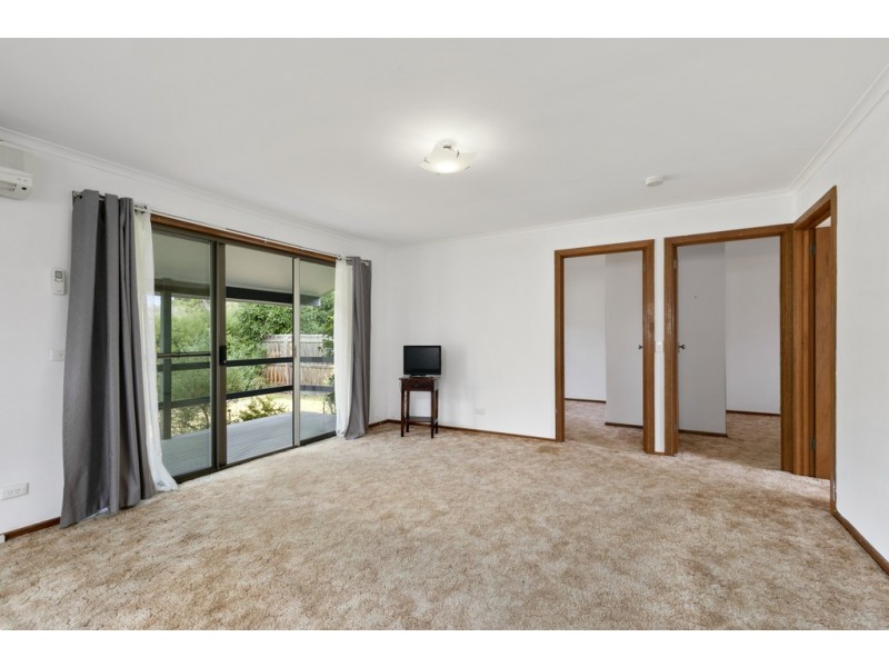 28 Hobsons Parade, Cowes VIC 3922