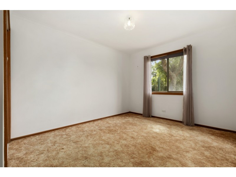 28 Hobsons Parade, Cowes VIC 3922