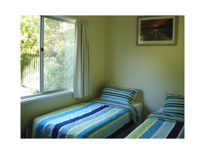 19 Alexander Ave, Cowes VIC 3922