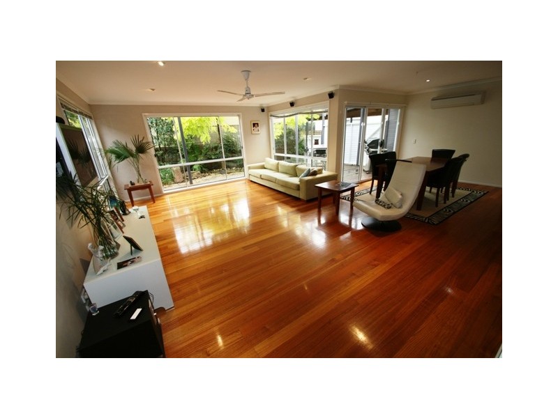 8 Chloe Close, Cowes VIC 3922