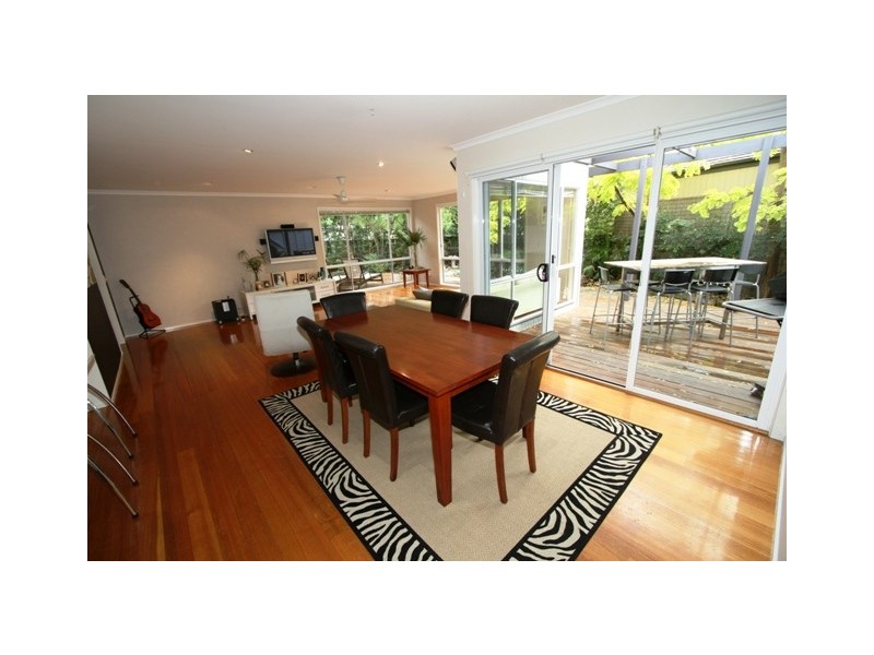 8 Chloe Close, Cowes VIC 3922