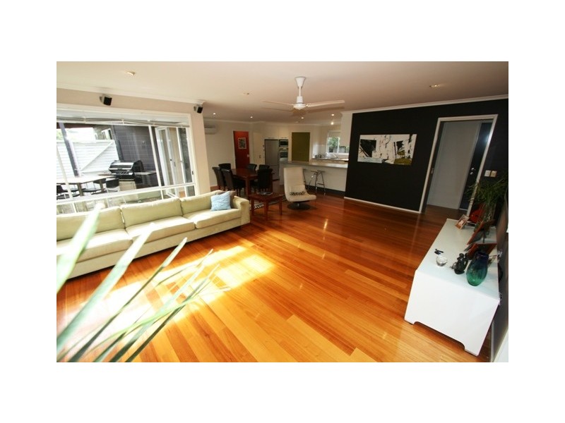 8 Chloe Close, Cowes VIC 3922