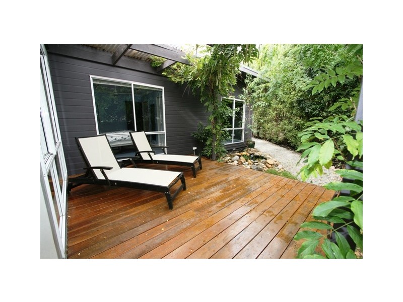 8 Chloe Close, Cowes VIC 3922