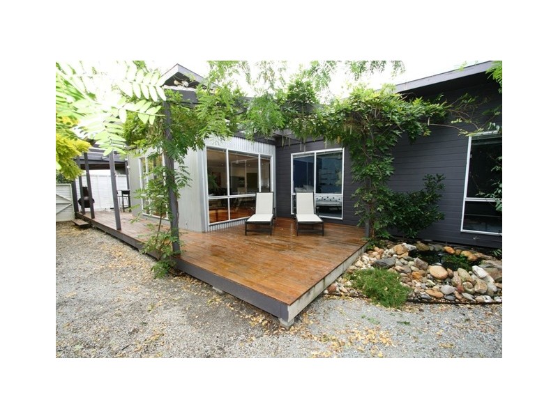 8 Chloe Close, Cowes VIC 3922